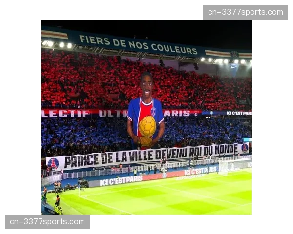 欧塞尔主场球迷巨型Tifo展示,纪念俱乐部成立120周年 欧塞尔主场球迷巨型Tifo展示,纪念俱乐部成立120周年