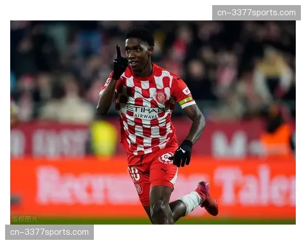 战报:赫罗纳4-0大胜格拉纳达,斯图亚尼替补登场完成帽子戏法 战报:赫罗纳4-0大胜格拉纳达,斯图亚尼替补登场完成帽子戏法